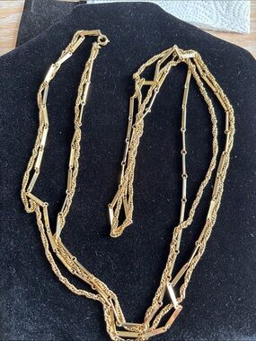Vintage Gold toned 2 Strand Women's Necklace